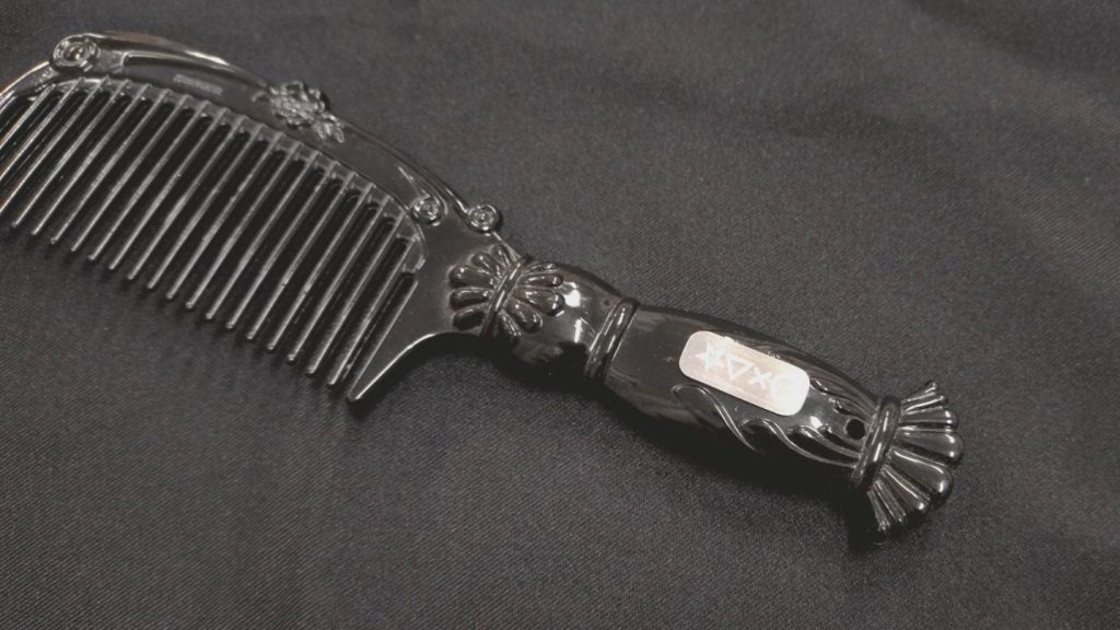 金属プレート 刻印例 engrave Tokyo Akihabara Engraving Specialty Shop HAYABUSA can engrave on the day 名入れ　即日　東京　都内　秋葉原　山手線　秋葉原駅　アクリル　樹脂　プラスチック