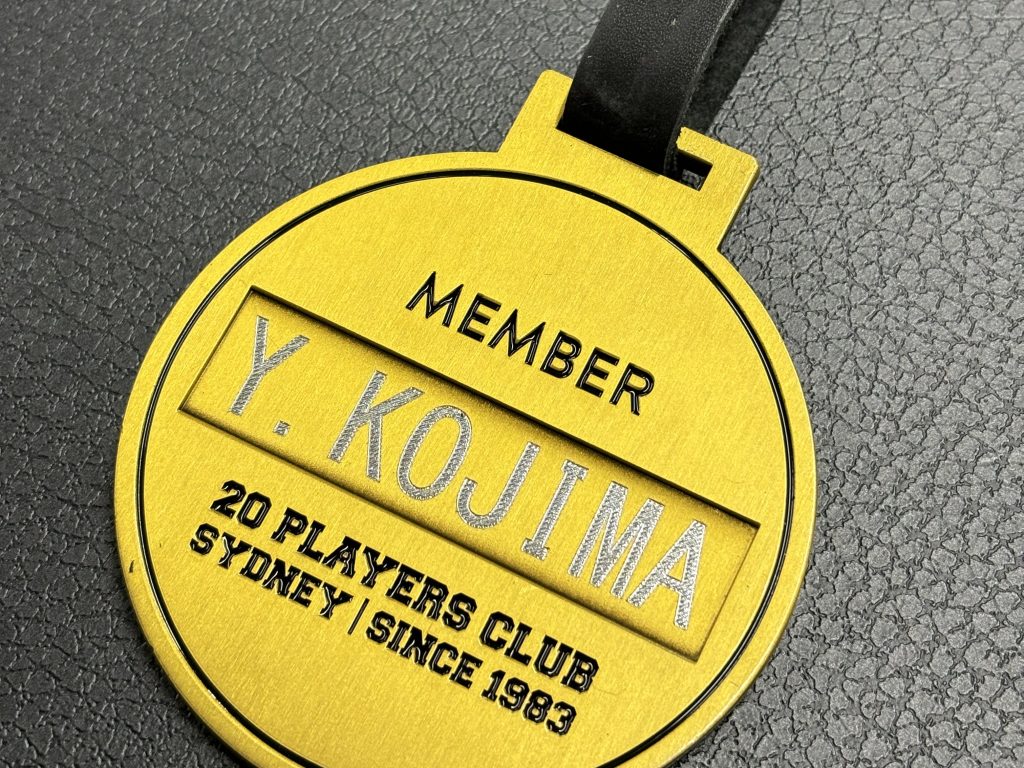 ゴルフネームタグ ゴルフネームプレート 名入れ　即日　東京　都内　秋葉原　山手線　秋葉原駅　刻印　指輪　時計　Zippoライター　鉄道時計　当日渡し　持ち込み 　　