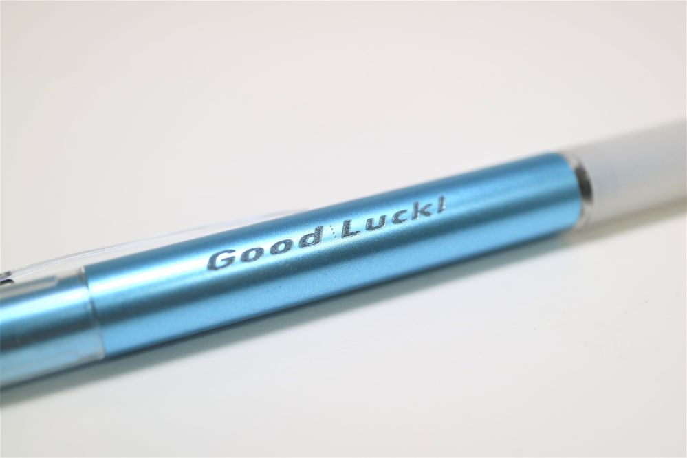 ボールペン 万年筆 シャープペン 刻印例 engrave Tokyo Akihabara Engraving Specialty Shop HAYABUSA can engrave on the day 名入れ　即日　東京　都内　秋葉原　山手線　秋葉原駅　アクリル　樹脂　プラスチック